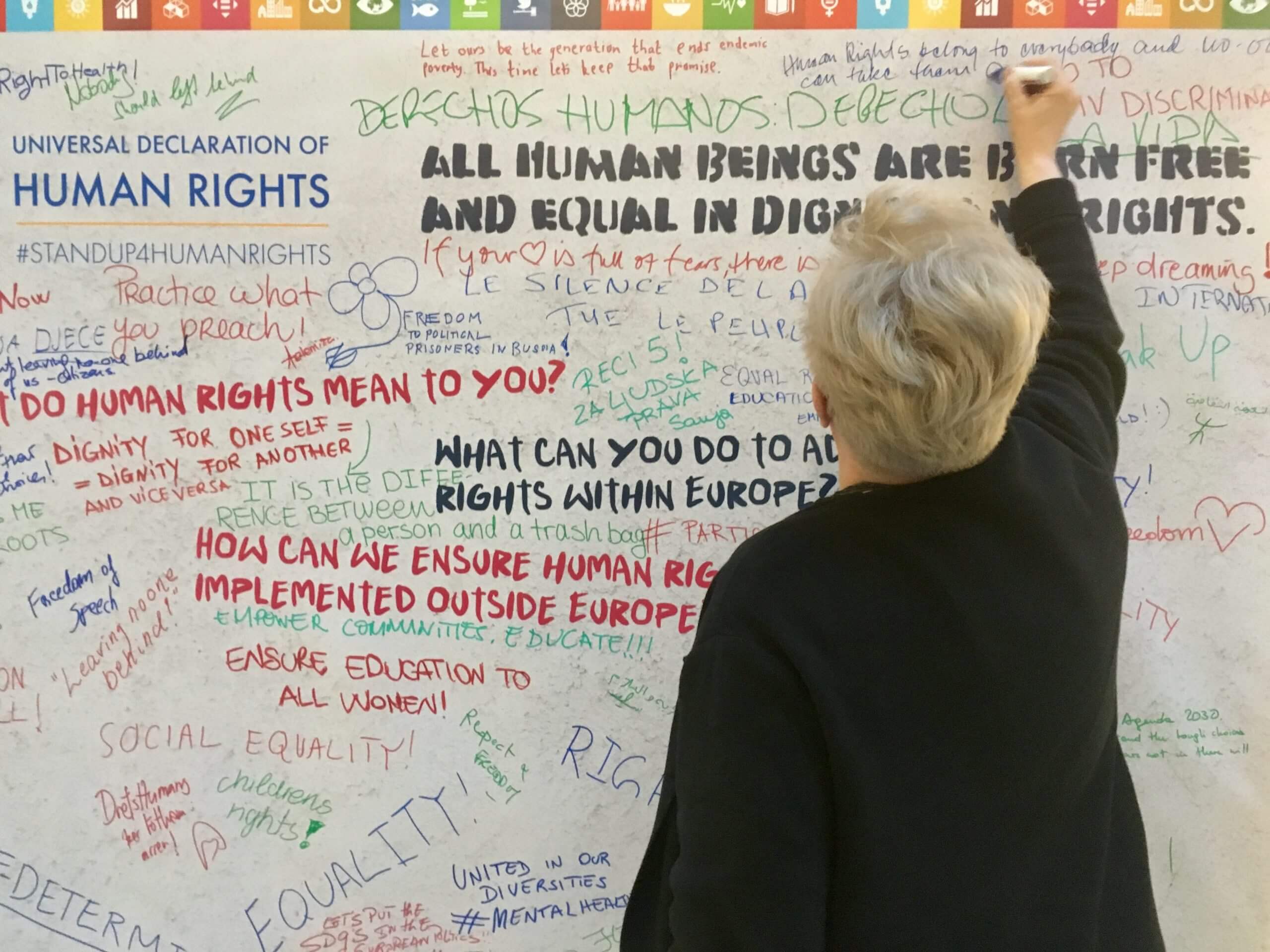 Pystymme parempaan: Ei jäädä sivustakatsojiksi