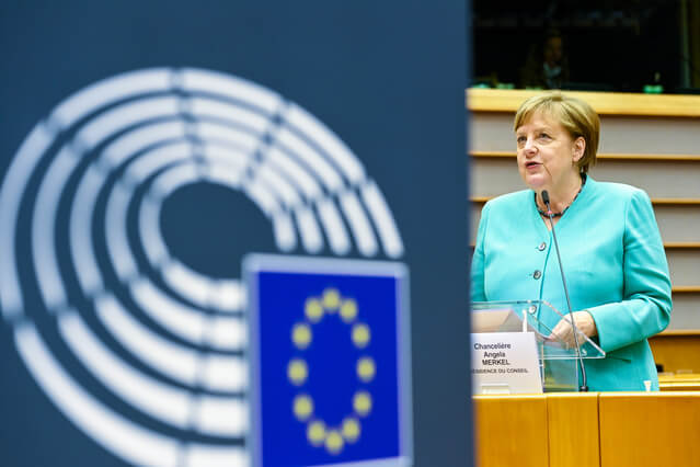 Saksa astui EU puheenjohtajan saappaisiin