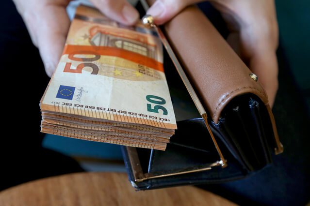 Samanarvoisesta työstä sama palkka – palkka-avoimuusdirektiivi syksyn työlistallani