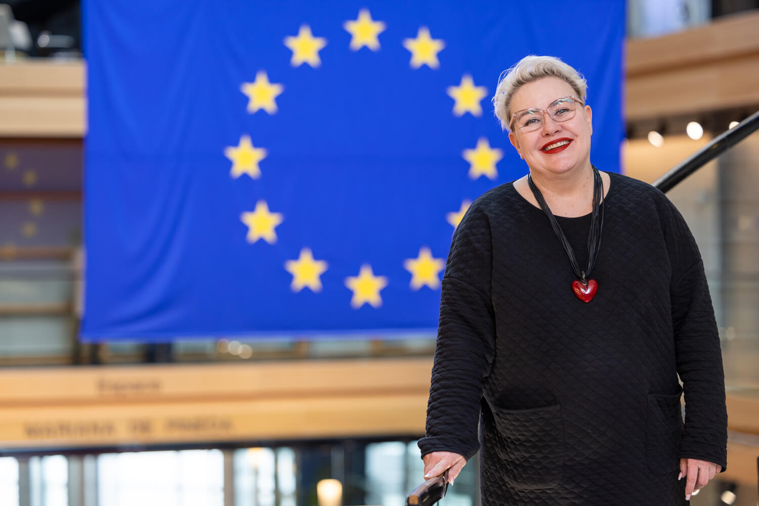 EU:n tasa-arvoelindirektiivi hyväksyttiin – tärkeä askel eteenpäin EU:n syrjinnänvastaisessa lainsäädännössä